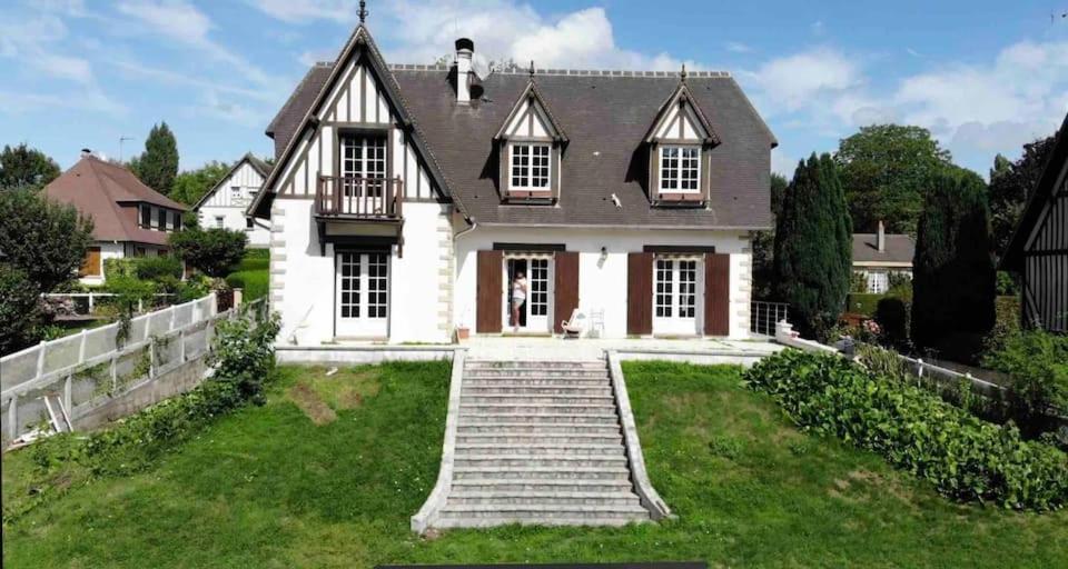 Villa Bonaparte Touques Esterno foto